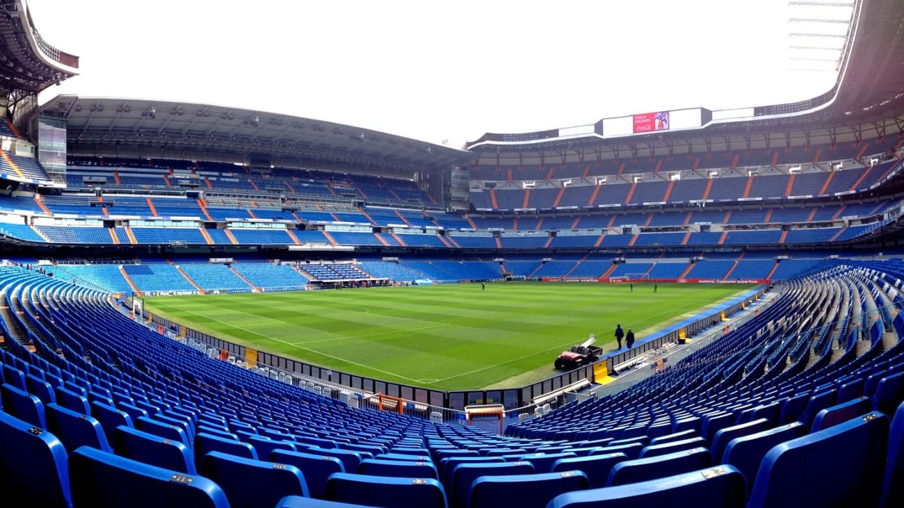 Santiago Bernabéu được bình chọn là sân vận động tốt nhất thế giới bởi World Football Summit