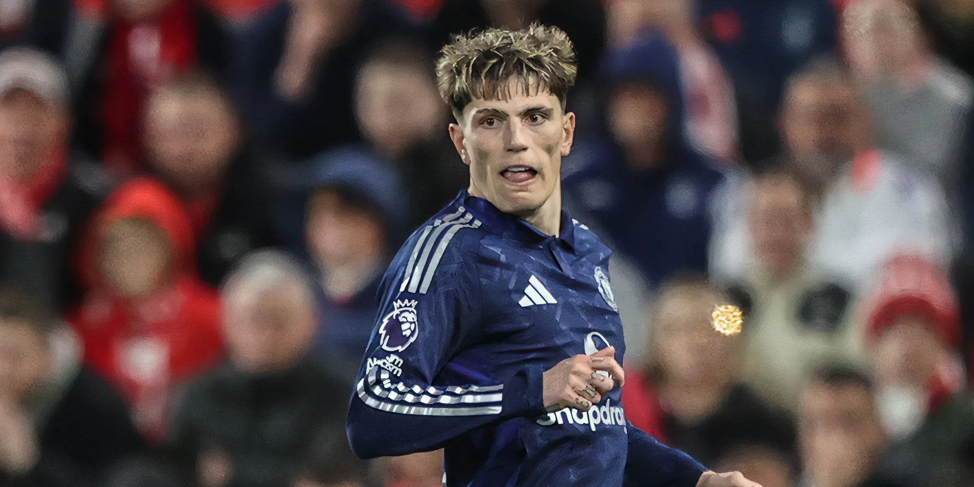 Alejandro Garnacho trong màu áo Manchester United tại Old Trafford