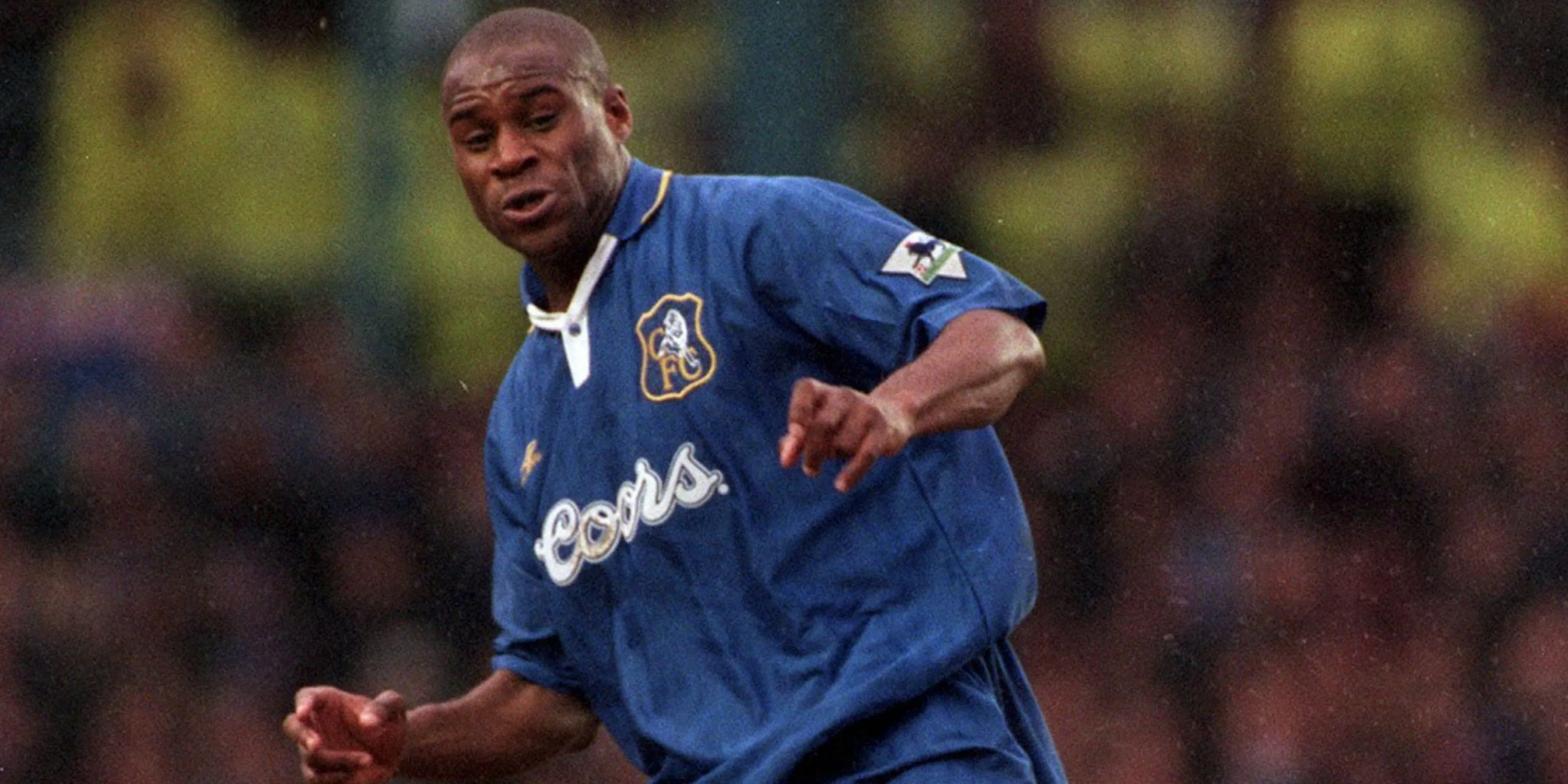 Frank Sinclair, cựu hậu vệ Chelsea và Leicester, người giữ kỷ lục phản lưới nhà Premier League