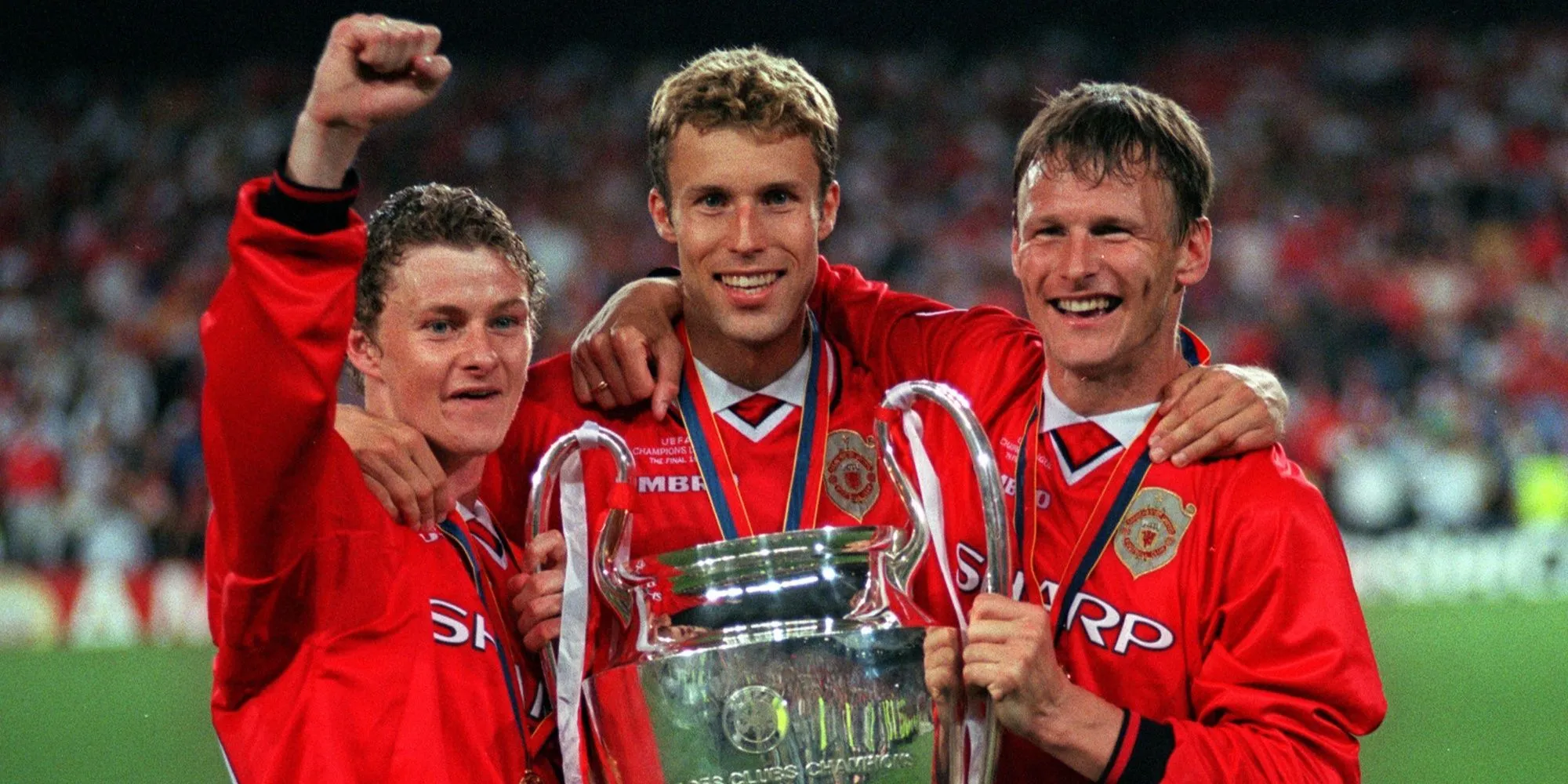 Khoảnh khắc lịch sử của Manchester United với Solskjaer, Johnsen và Sheringham trong mùa giải 1998/99