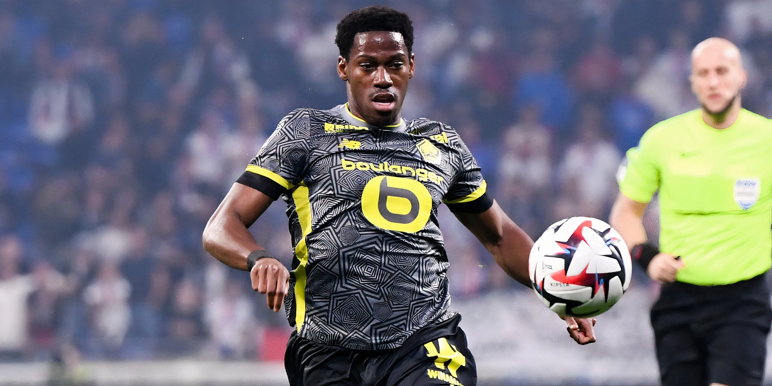 Tiền đạo Jonathan David trong màu áo Lille - mục tiêu của Aston Villa
