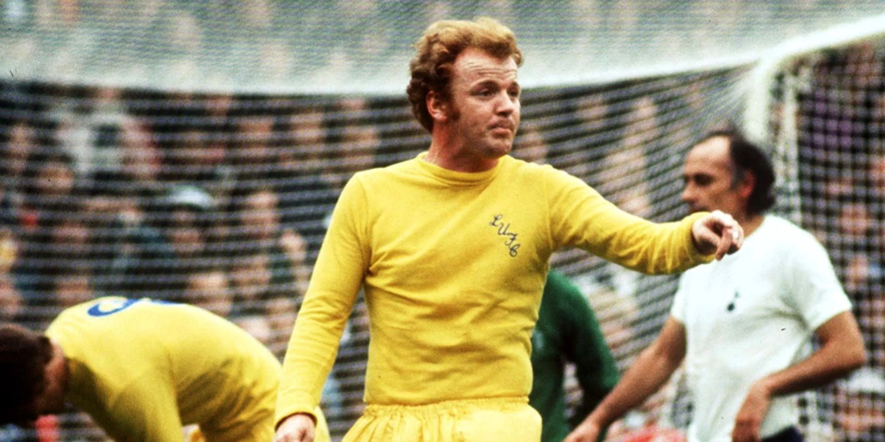 Billy Bremner của Leeds United trong một trận đấu