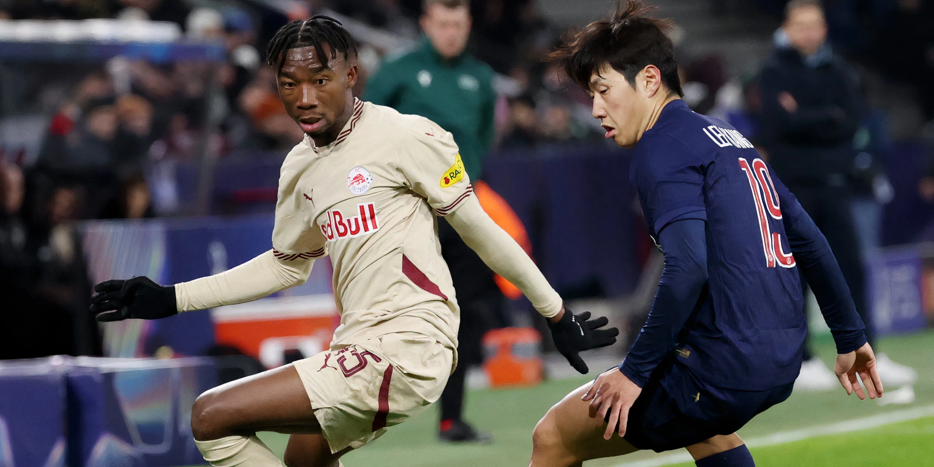 Dorgeles Nene, mục tiêu của Tottenham, trong trận đấu cho Red Bull Salzburg