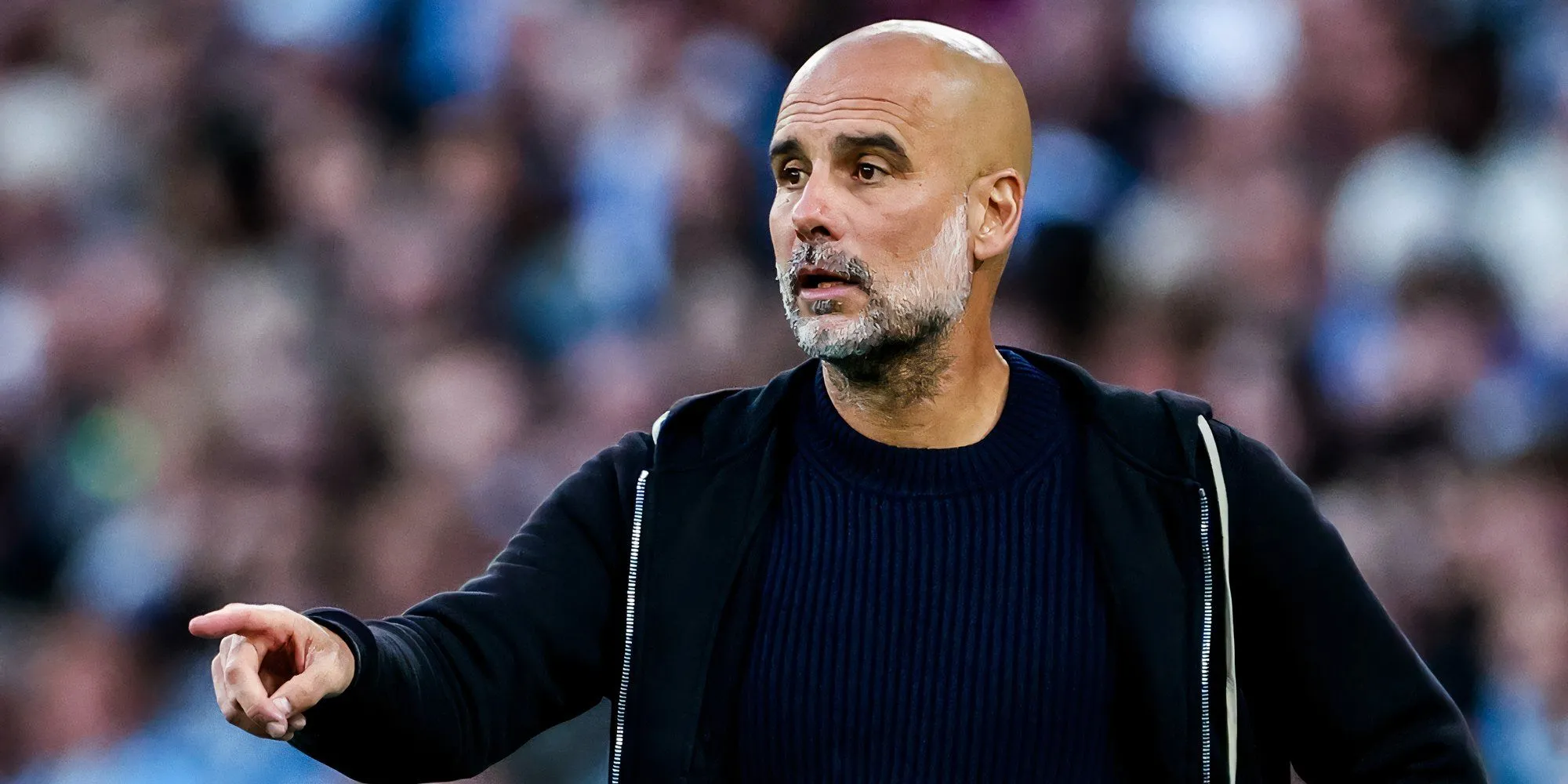 Huấn luyện viên Pep Guardiola của Man City