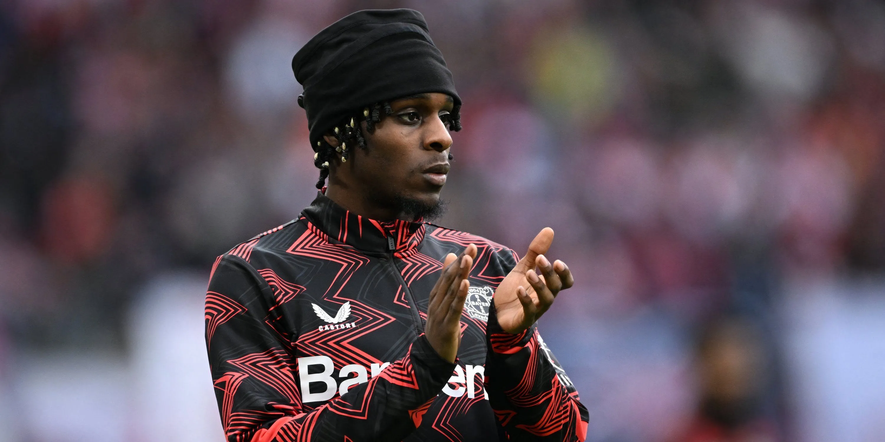 Jeremie Frimpong trong màu áo Bayer Leverkusen trước khi chuyển đến Liverpool