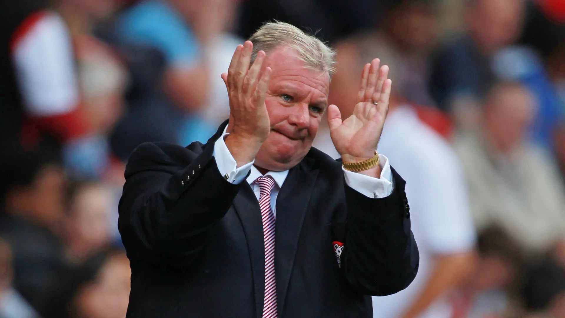Cựu huấn luyện viên Steve Evans, người đã không thể giúp Rotherham trụ lại League One