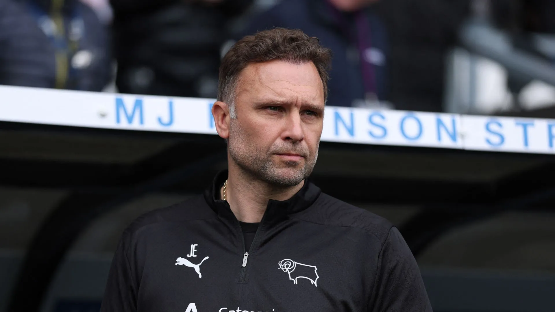 HLV John Eustace của Derby County trên sân tập