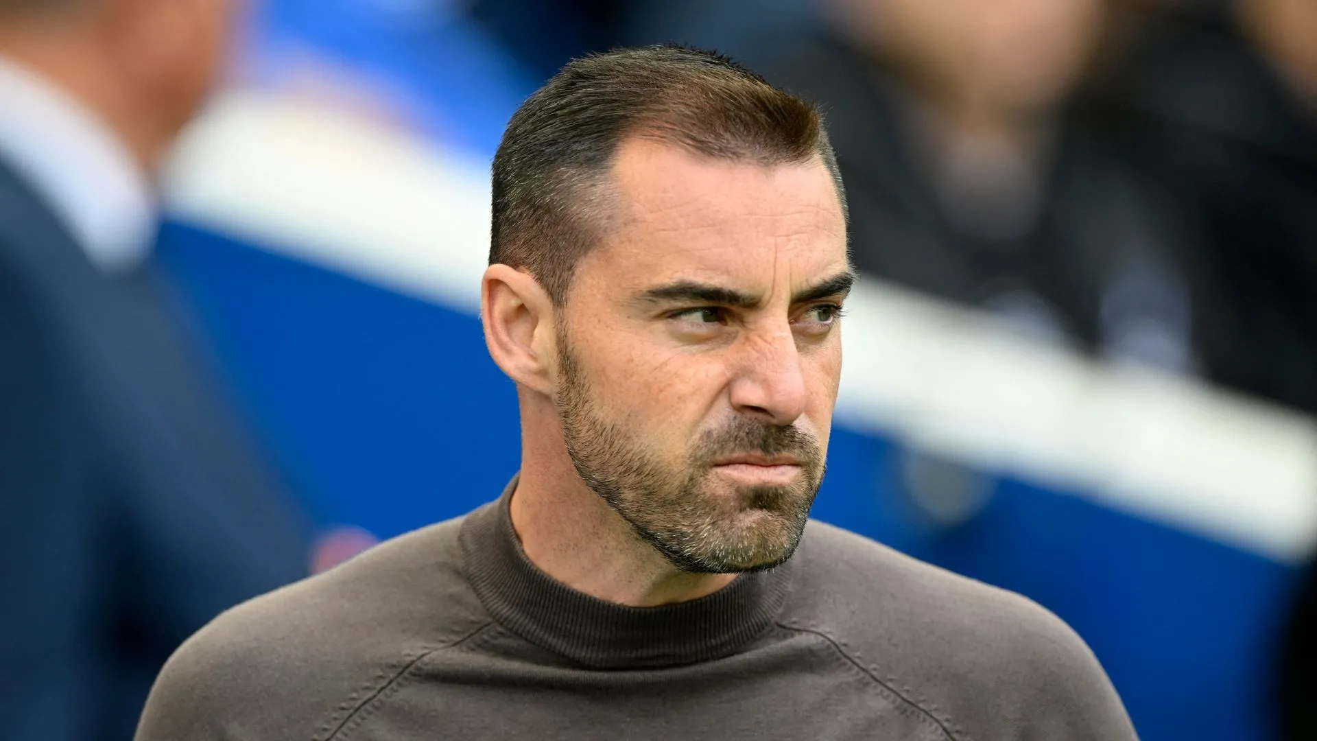 HLV Ruben Selles, người có thể tái ngộ Louie Barry tại Sheffield United