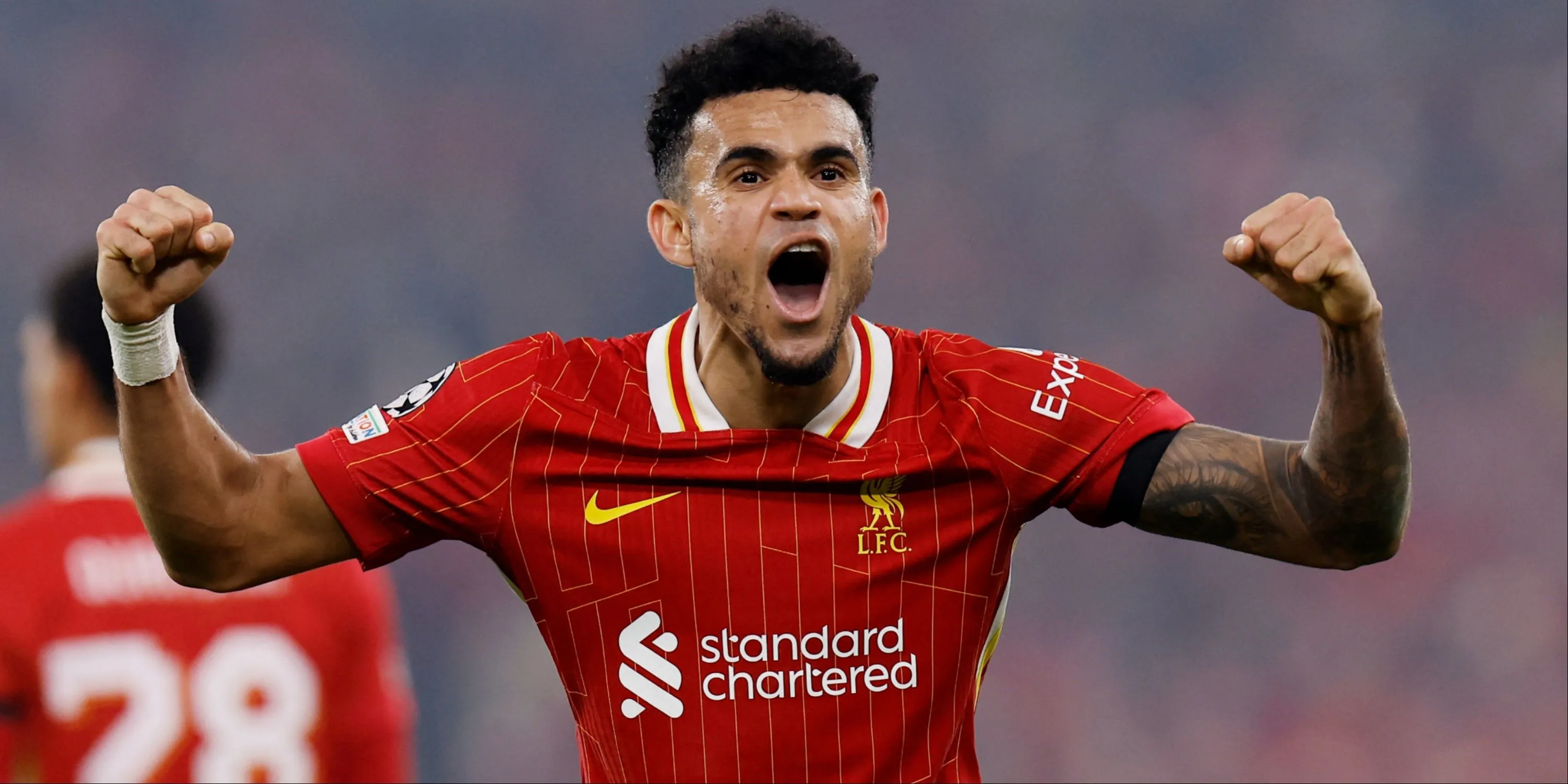 Luis Diaz ăn mừng trong màu áo Liverpool