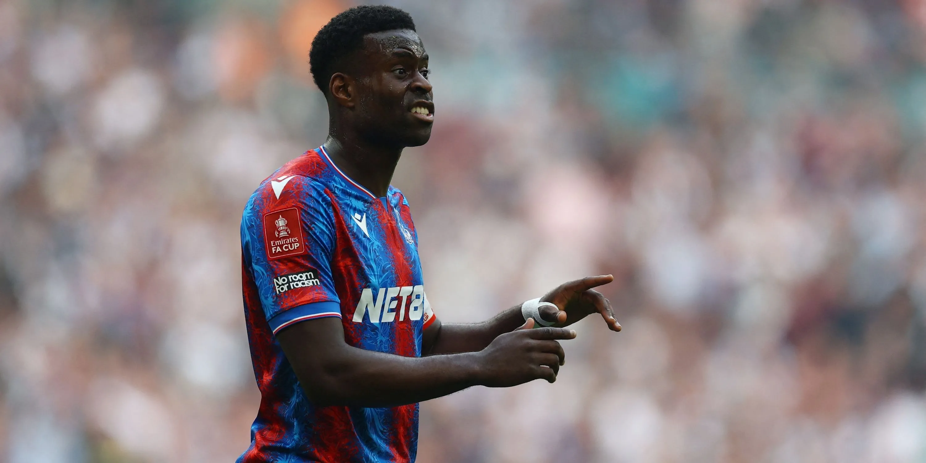 Marc Guehi của Crystal Palace thi đấu ấn tượng tại Ngoại hạng Anh.