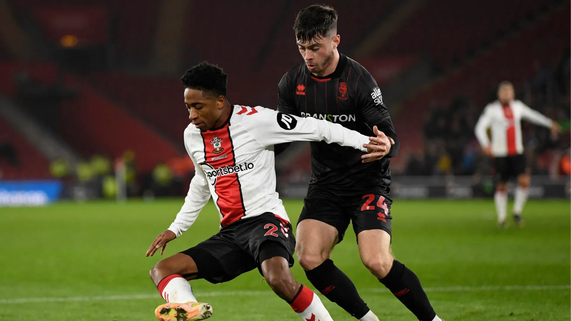 Sean Roughan, hậu vệ từng thi đấu cho Lincoln City trước khi chuyển đến Huddersfield