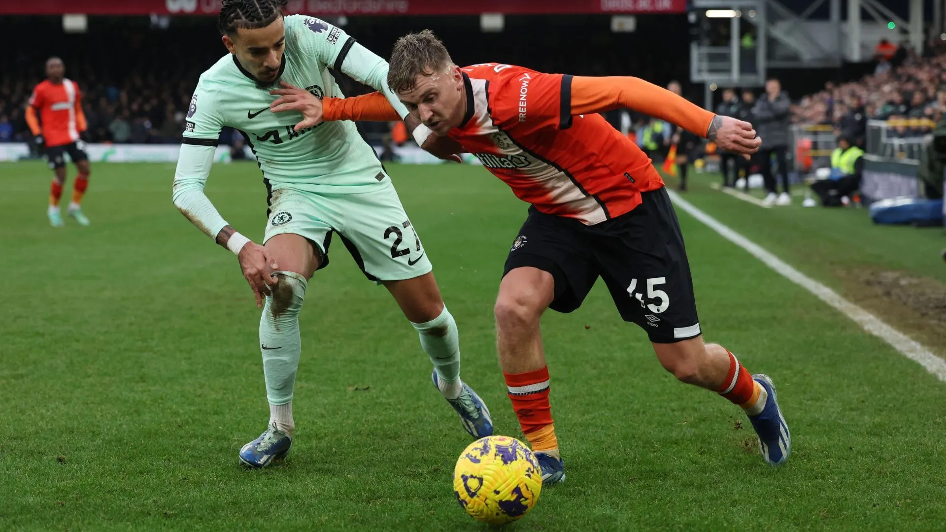 Alfie Doughty thi đấu năng nổ trong màu áo Millwall