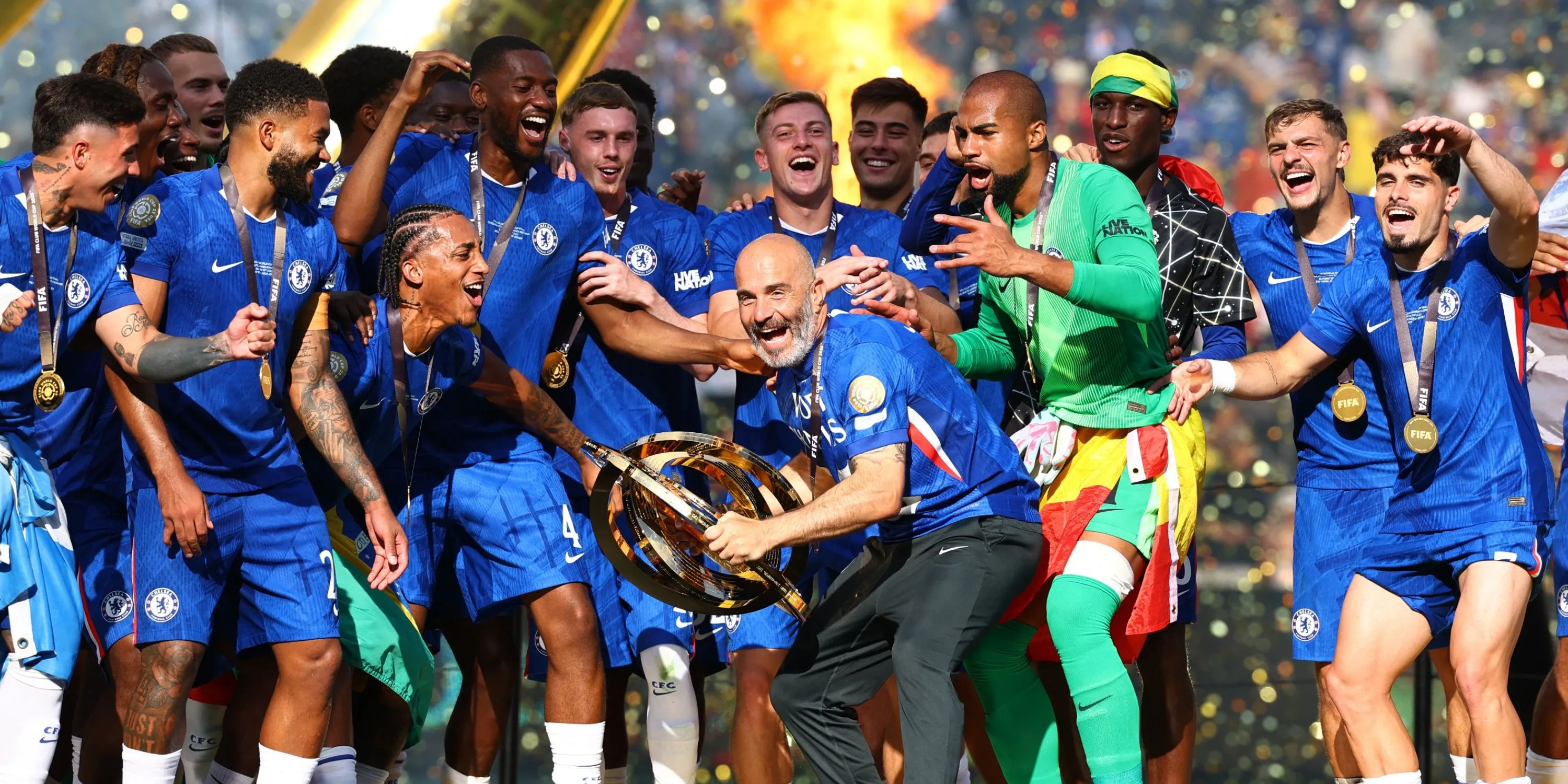 Chelsea ăn mừng danh hiệu Club World Cup sau chiến thắng trước PSG.