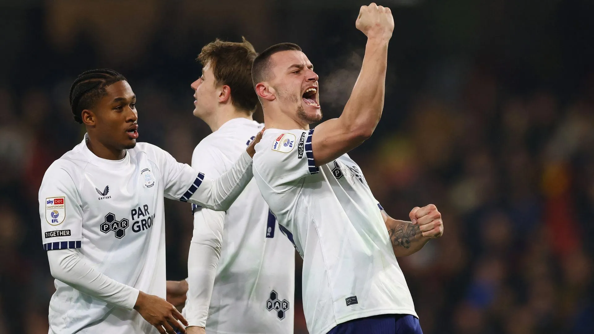 Milutin Osmajic trong màu áo Preston North End thi đấu tại Championship