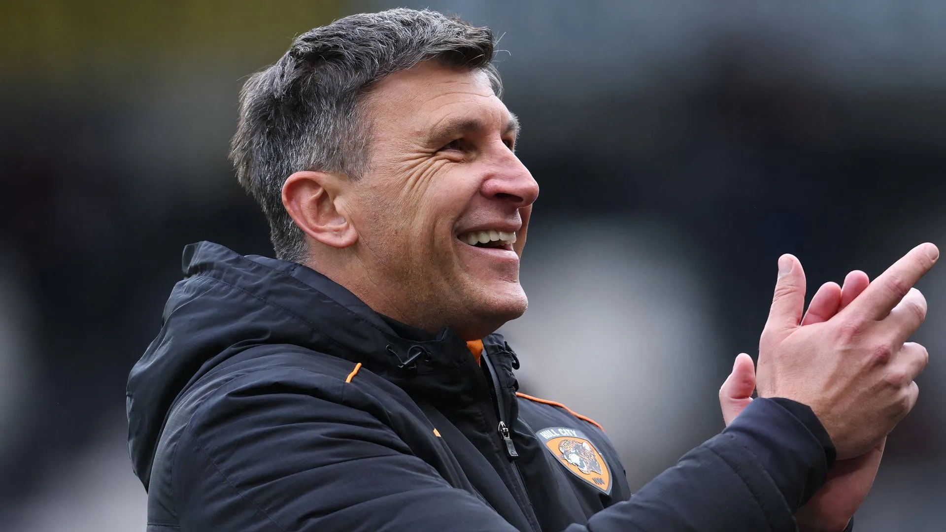 Huấn luyện viên Sergej Jakirovic ăn mừng chiến thắng của Hull City trước Sheffield United