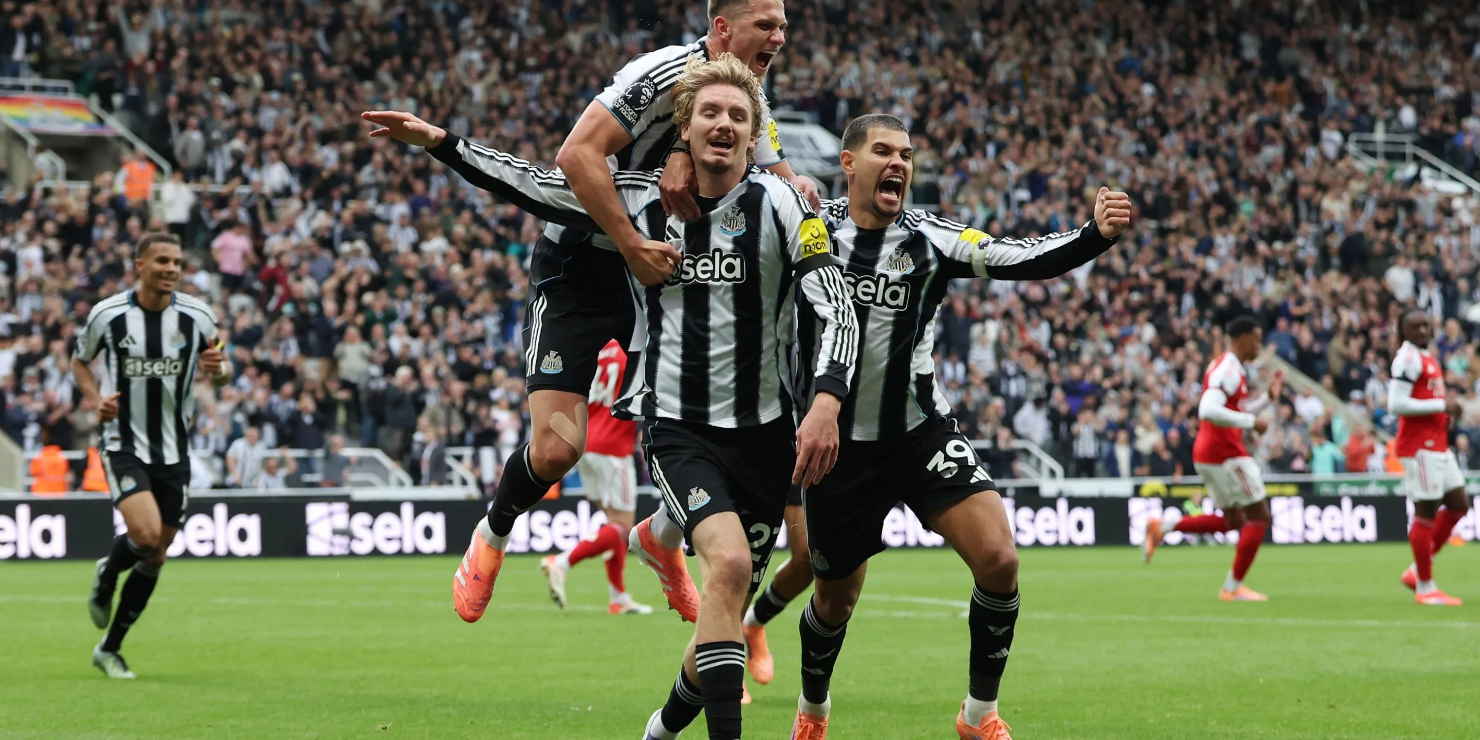 Tiền vệ Newcastle Nick Woltemade chuẩn bị cho trận đấu sắp tới